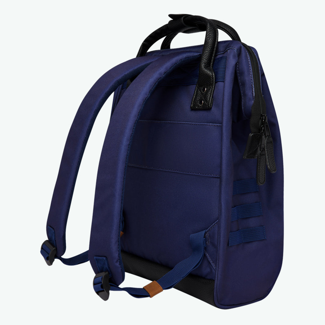DUSSELDORF MEDIUM BACKPACK