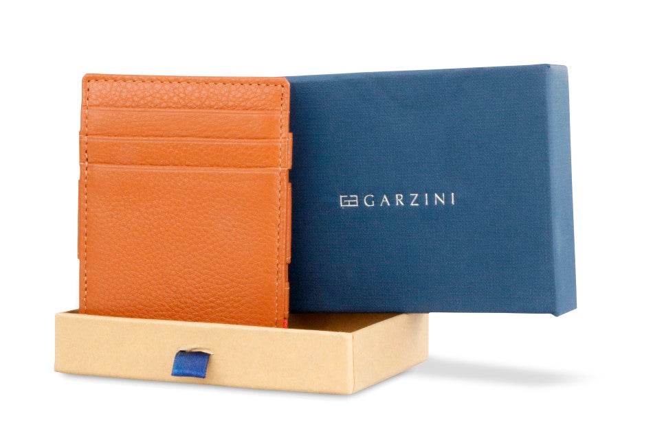Essenziale Magic Wallet - Cognac Brown