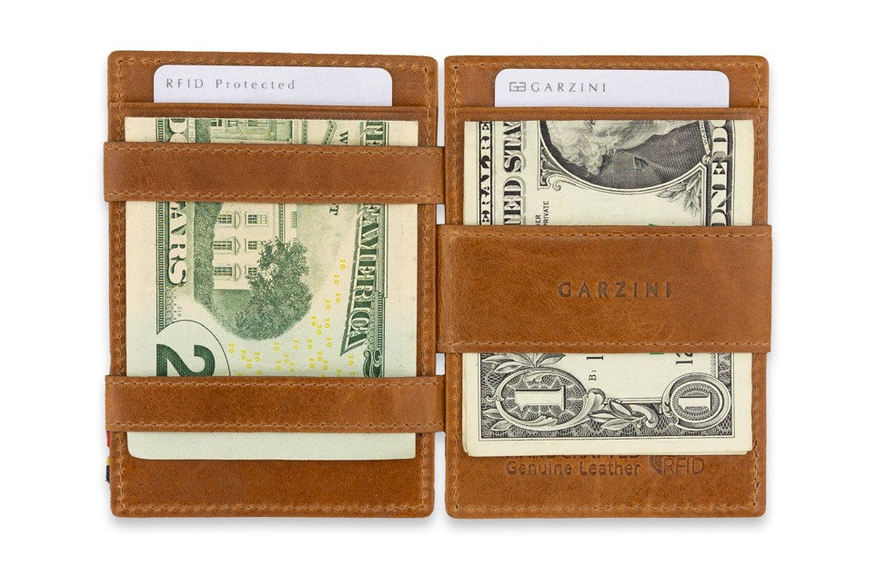 Essenziale Magic Wallet Airtag - Brushed Cognac