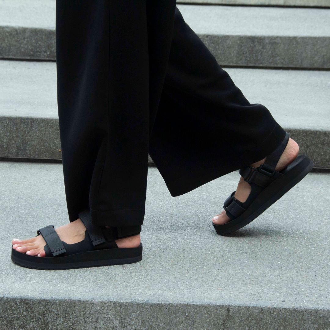 Indosole x Hijack Women’s Recycled Adventurer Sandal - Black